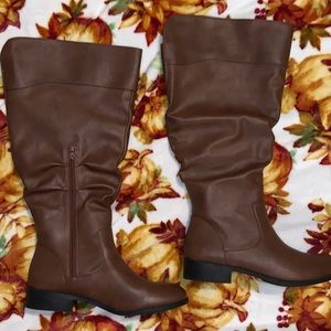 Brand new riding boots, size 10